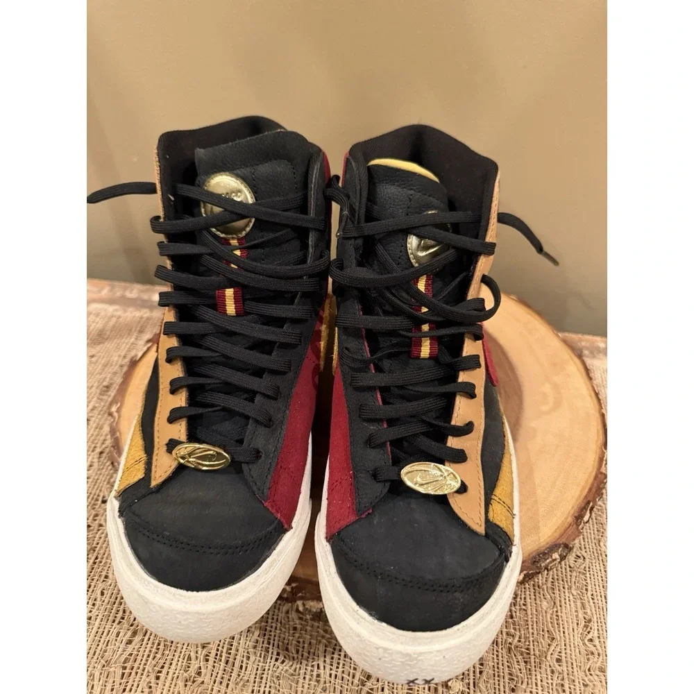 NIKE WOMEN'S BLAZER MID 77 QS DOROTHY GATERS Sz 7‎ Chicago